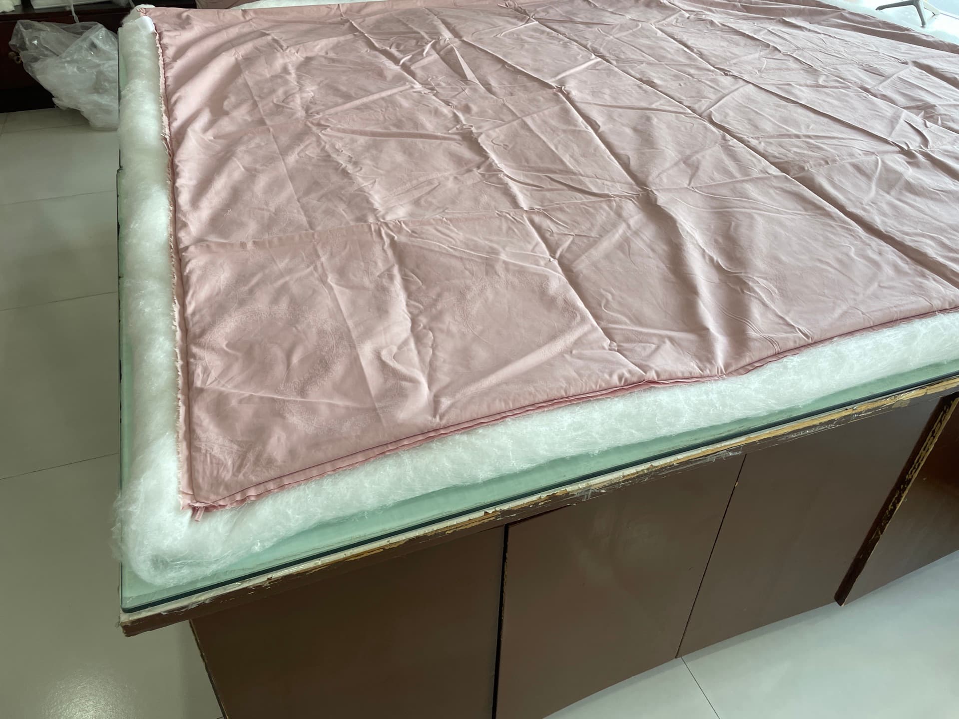 Silk quilt making