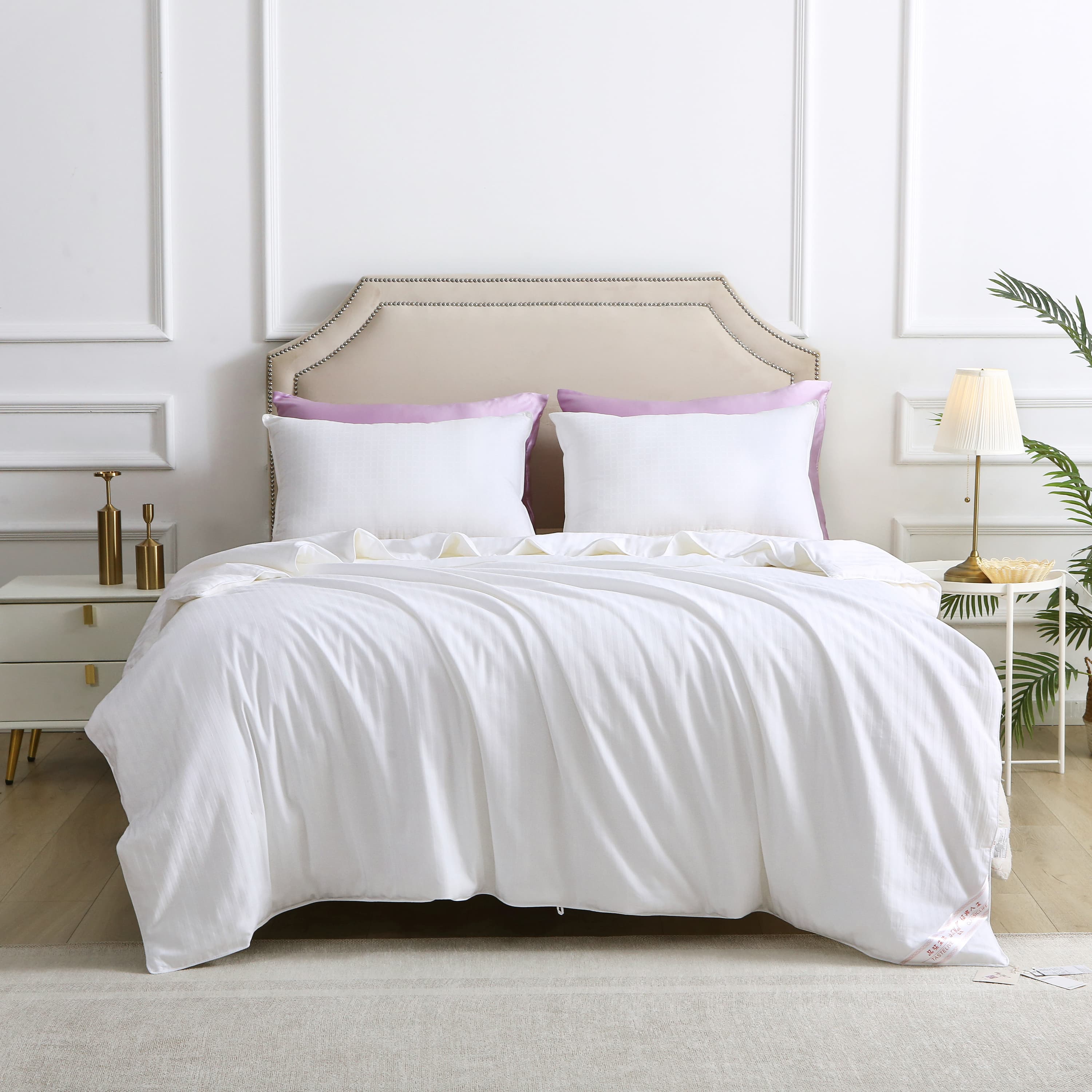 Silk quilt on the bed